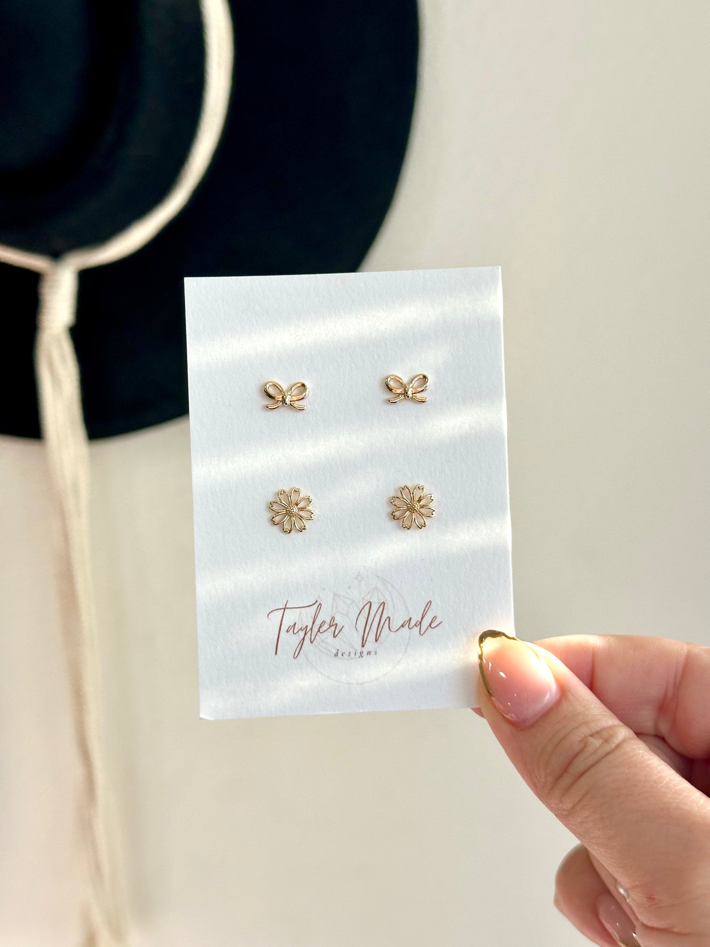 Bow Stud Pack