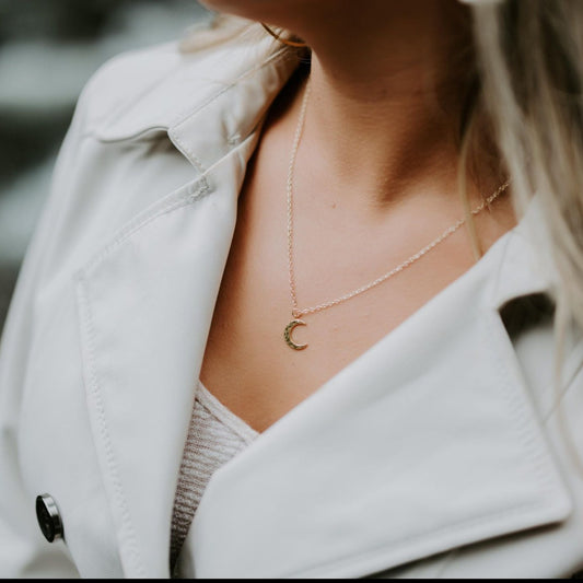 Luna Necklace